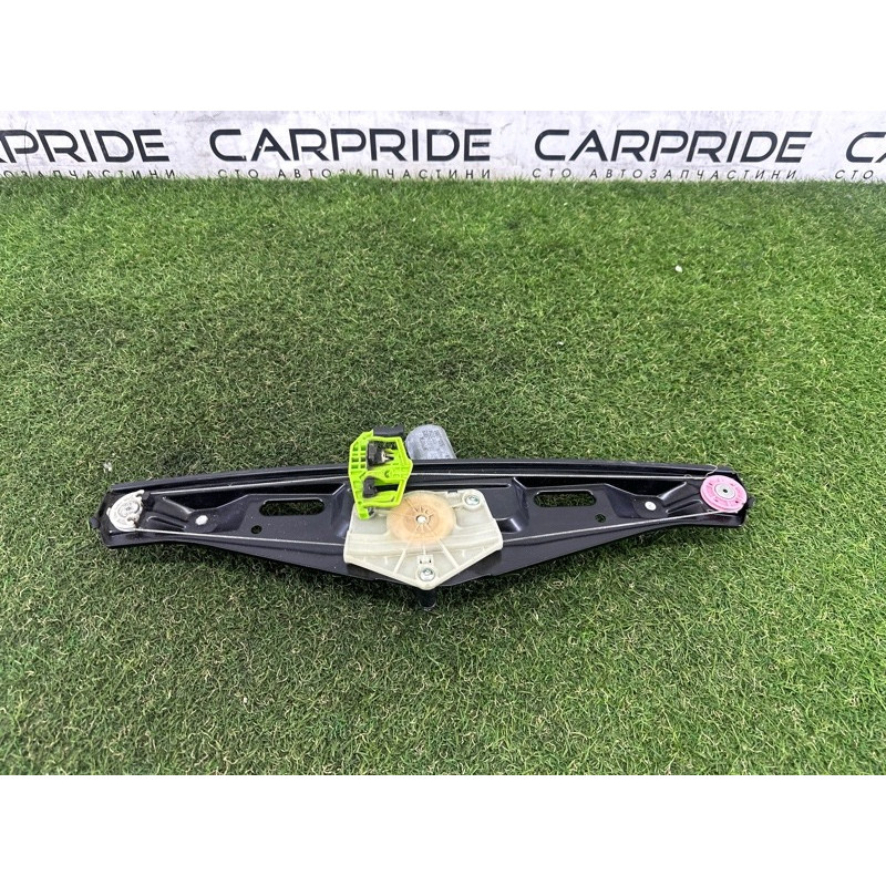 Механизм стеклоподъемника (кузов и элементы) BMW X1 E84 2014 2.0 51352990388