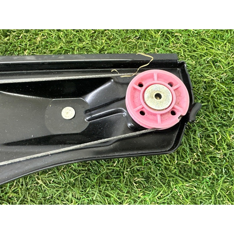 Механизм стеклоподъемника (кузов и элементы) BMW X1 E84 2014 2.0 51352990388