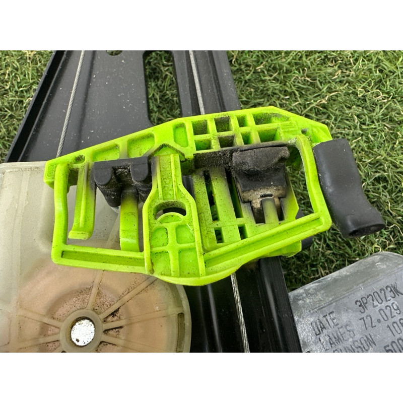 Механизм стеклоподъемника (кузов и элементы) BMW X1 E84 2014 2.0 51352990388