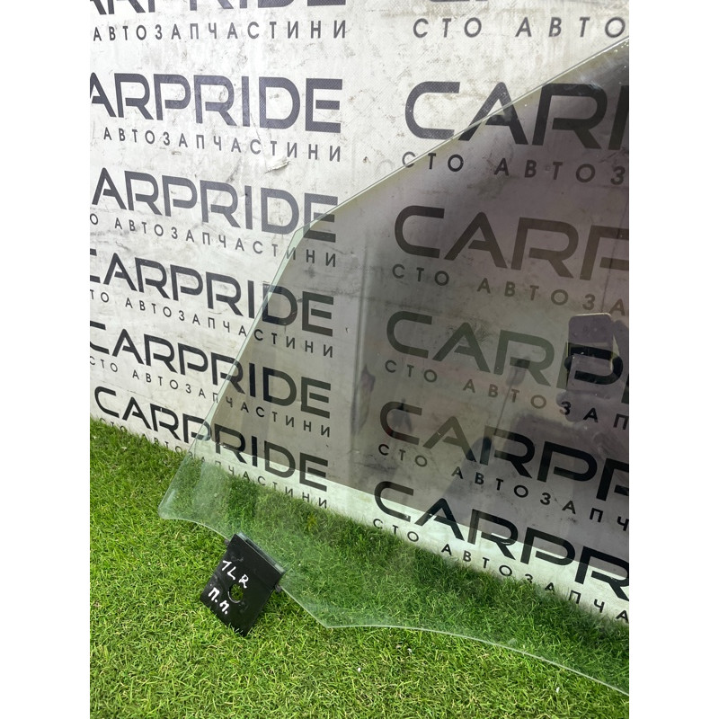 Стекло (кузов и элементы) LAND ROVER RANGE ROVER Sport L494 2016 3.0 Diesel LR043944