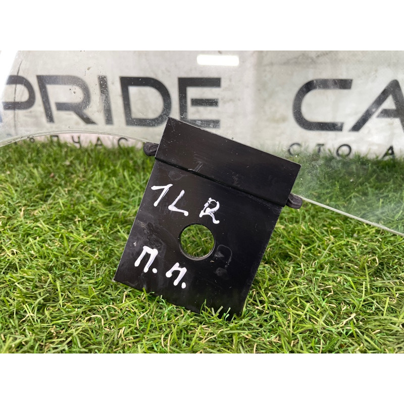 Стекло (кузов и элементы) LAND ROVER RANGE ROVER Sport L494 2016 3.0 Diesel LR043944