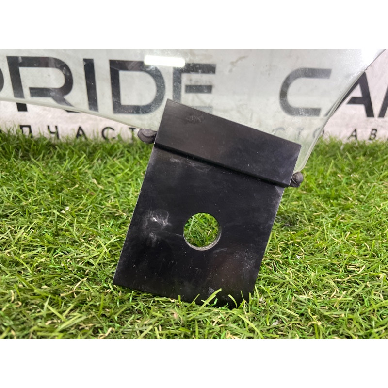 Стекло (кузов и элементы) LAND ROVER RANGE ROVER Sport L494 2016 3.0 Diesel LR043944