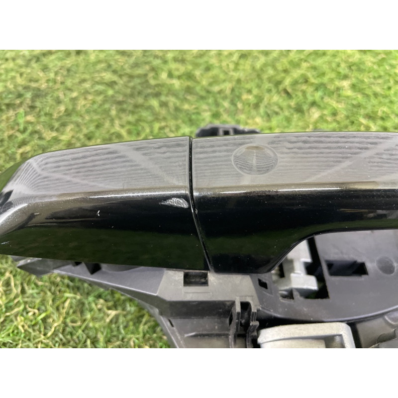 Ручка двери внешняя (кузов и элементы) LAND ROVER RANGE ROVER Sport L494 2016 3.0 Diesel LR061200