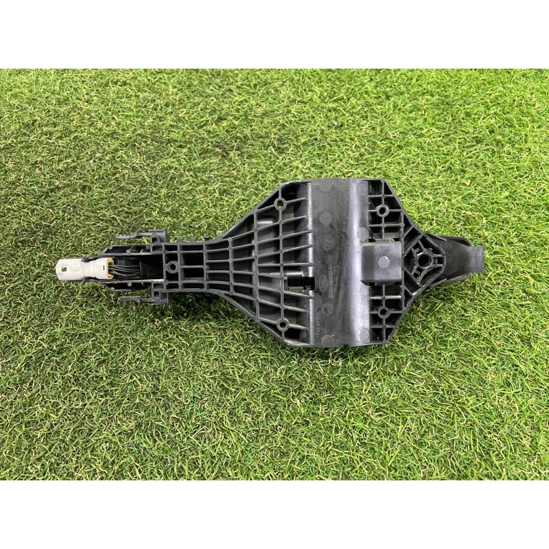 Ручка двери внешняя (кузов и элементы) LAND ROVER RANGE ROVER Sport L494 2016 3.0 Diesel LR061200