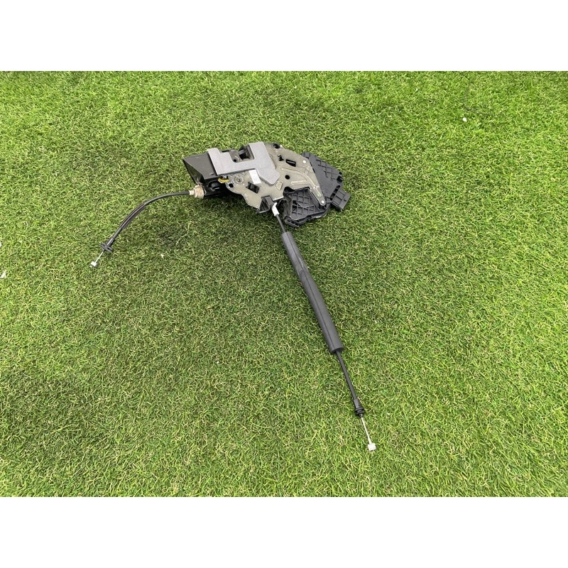 Замок двери (кузов и элементы) LAND ROVER RANGE ROVER Sport L494 2016 3.0 Diesel LR078708