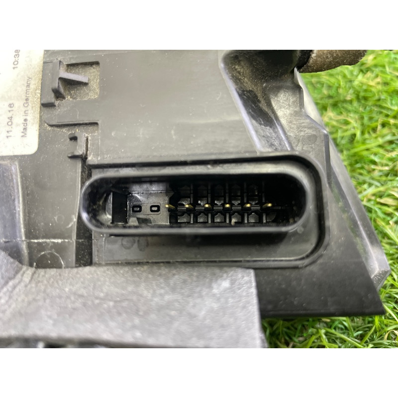 Замок двери (кузов и элементы) LAND ROVER RANGE ROVER Sport L494 2016 3.0 Diesel LR078708