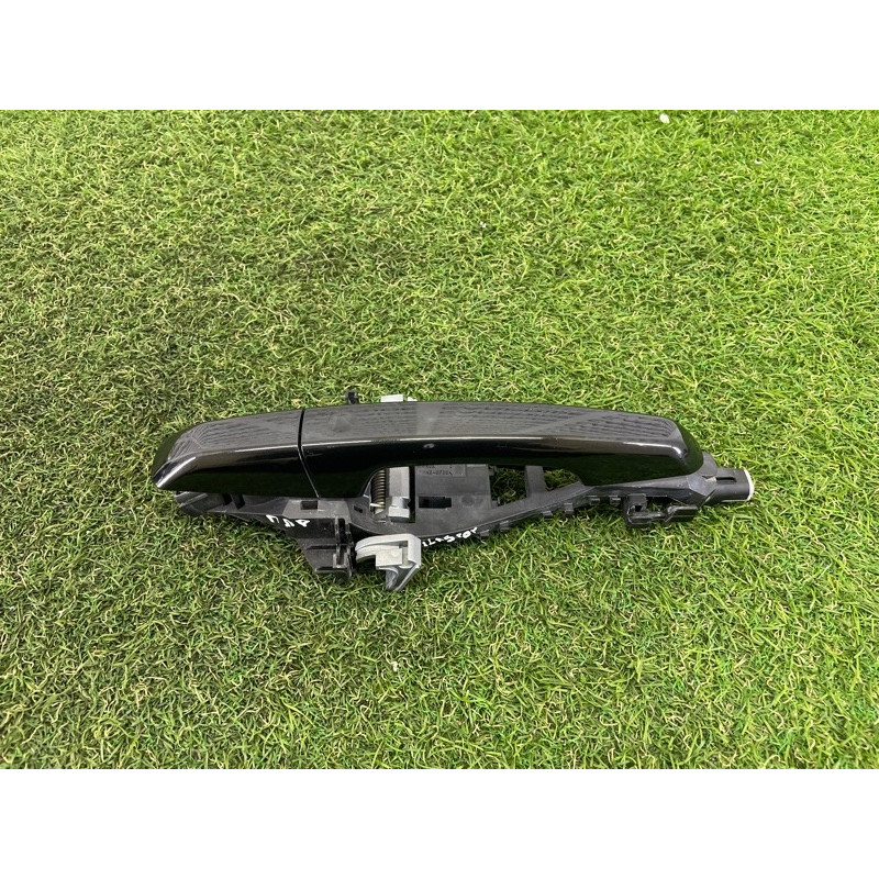 Ручка двери внешняя (кузов и элементы) LAND ROVER RANGE ROVER Sport L494 2016 3.0 Diesel LR061200