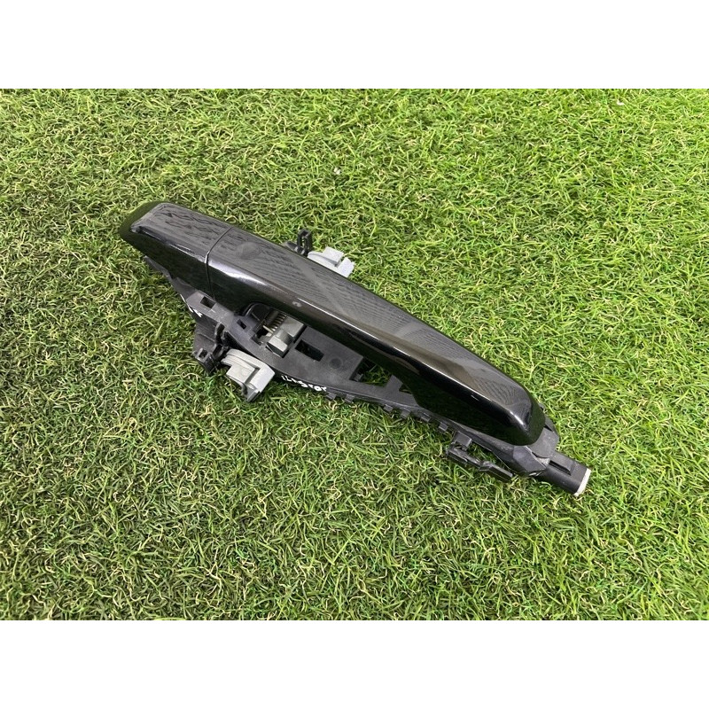 Ручка двери внешняя (кузов и элементы) LAND ROVER RANGE ROVER Sport L494 2016 3.0 Diesel LR061200