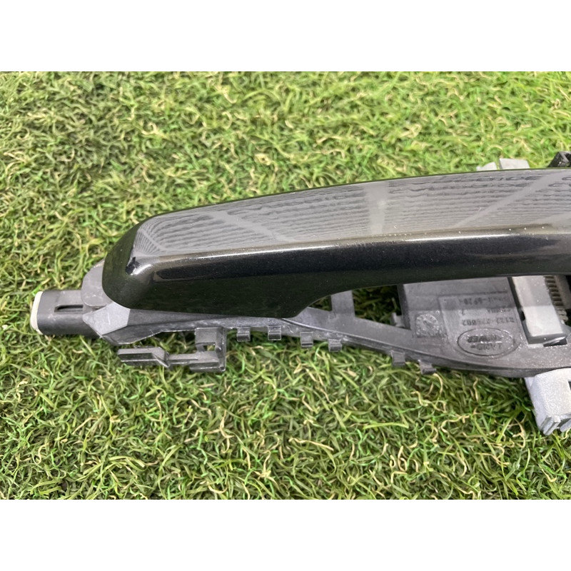 Ручка двери внешняя (кузов и элементы) LAND ROVER RANGE ROVER Sport L494 2016 3.0 Diesel LR061200