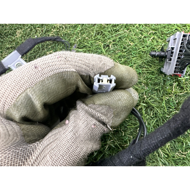 Проводка дверная (электрика) LAND ROVER RANGE ROVER Sport L494 2016 3.0 Diesel LR090148