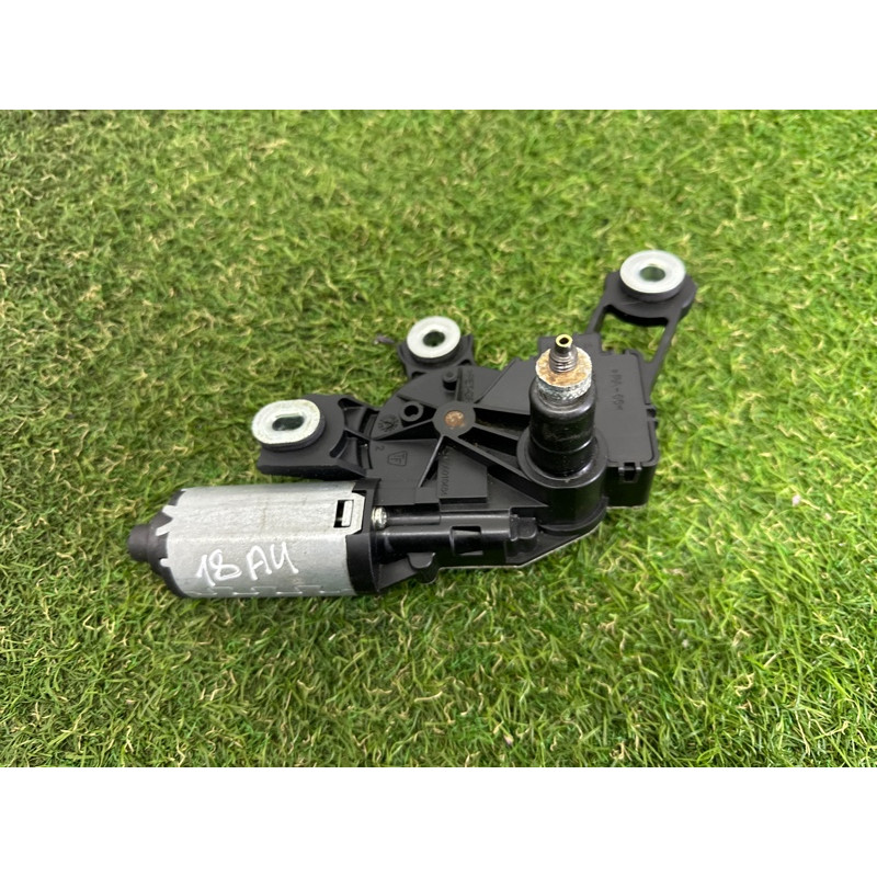 Мотор дворников (электрика) AUDI A4 B8 2013 2.0 TFSI 4F9955711C