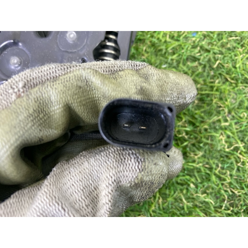 Замок капота (кузов и элементы) AUDI A3 8V 2016 1.8 CNSB 8V0823509