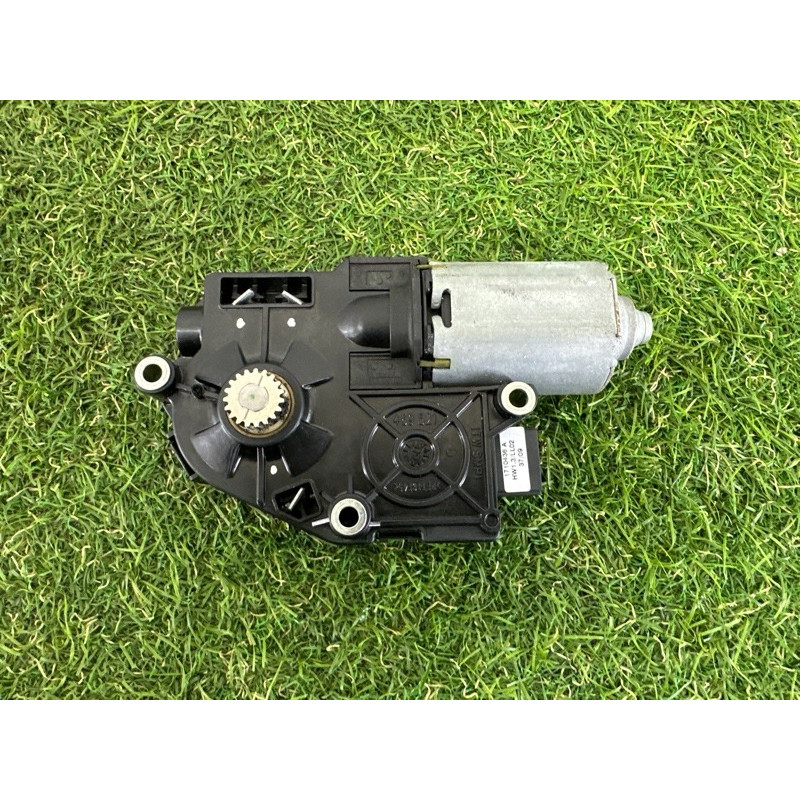 Мотор люка (электрика) BMW 3-series E90 2010 3.0 N54 67616922257