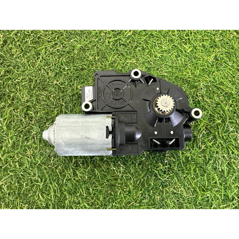 Мотор люка (электрика) BMW 3-series E90 2010 3.0 N54 67616922257