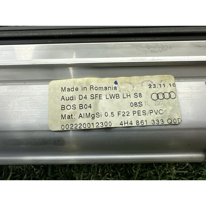 Солнцезащитная шторка (салон) AUDI A8 D4 2011 4.2 CDRA 4H4861333Q0D