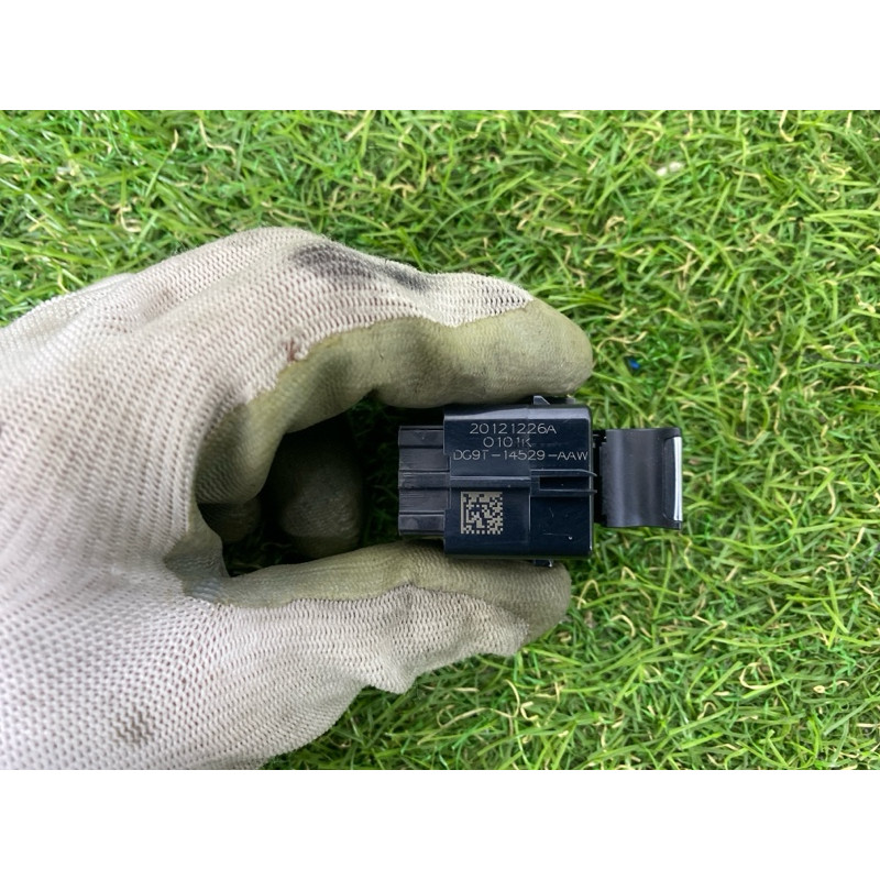 Кнопка стеклоподъемника (электрика / кнопки) FORD Fusion MK5 2013 2.0 dg9t14529aaw