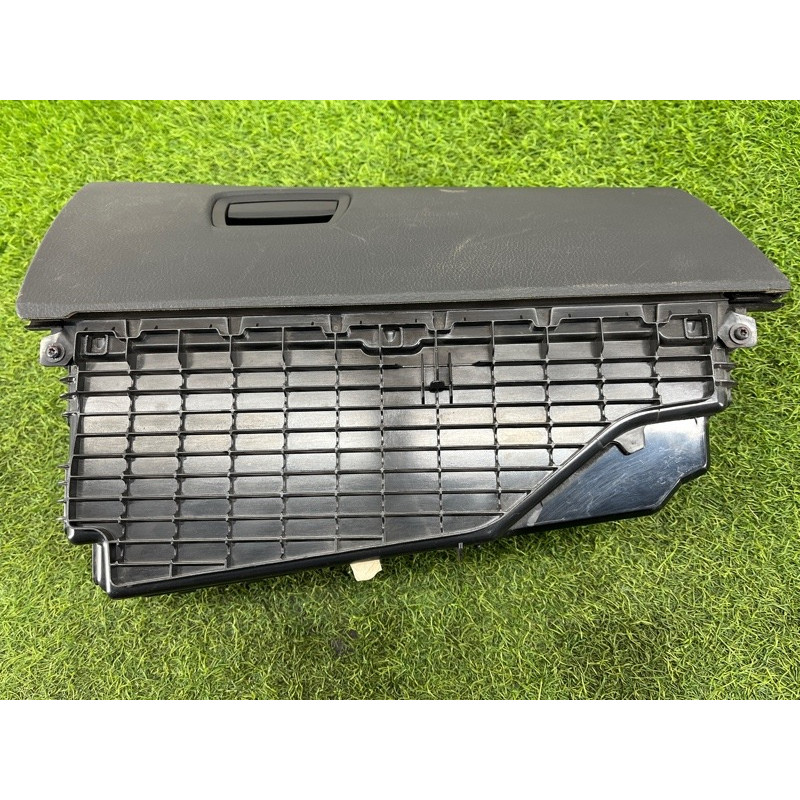 Бардачок (салон) BMW 5-series F10 2013 N47D20 51169166683