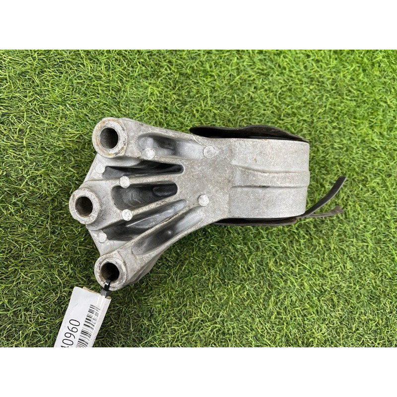 Подушка двигуна (двигун та елементи) GMC Terrain 1 2.4 20839834