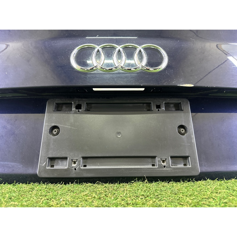 Крышка багажника (кузов и элементы) AUDI A8 D4 2011 4.2 CDRA 4H0827023B