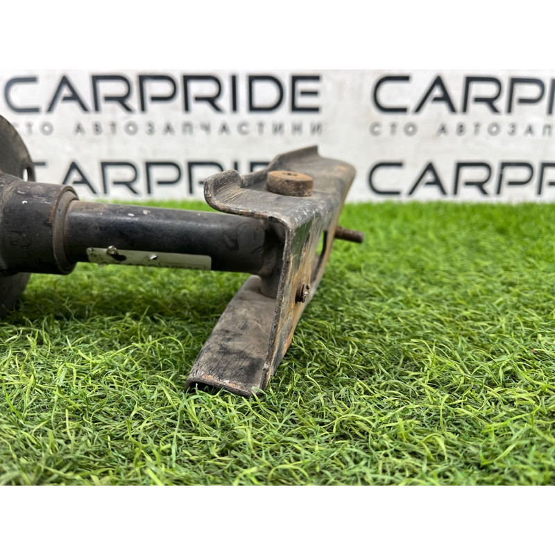 Кронштейн усилителя бампера (стекла и зеркала) BMW 3-series E36 51118119257