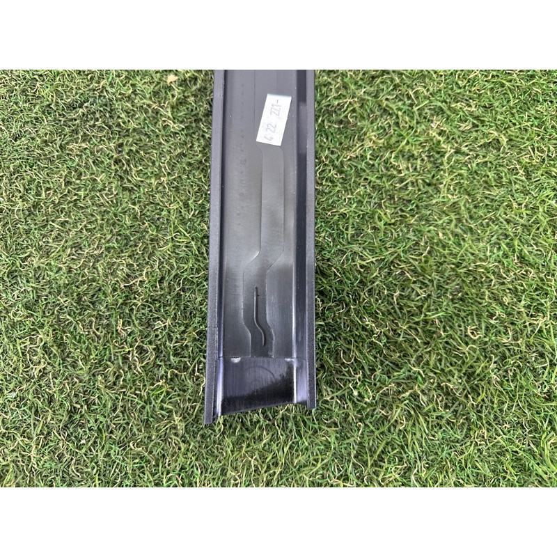 Молдинг стекла внутренний (наружные элементы кузова) BMW X5 F15 2015 4.4 51427292515