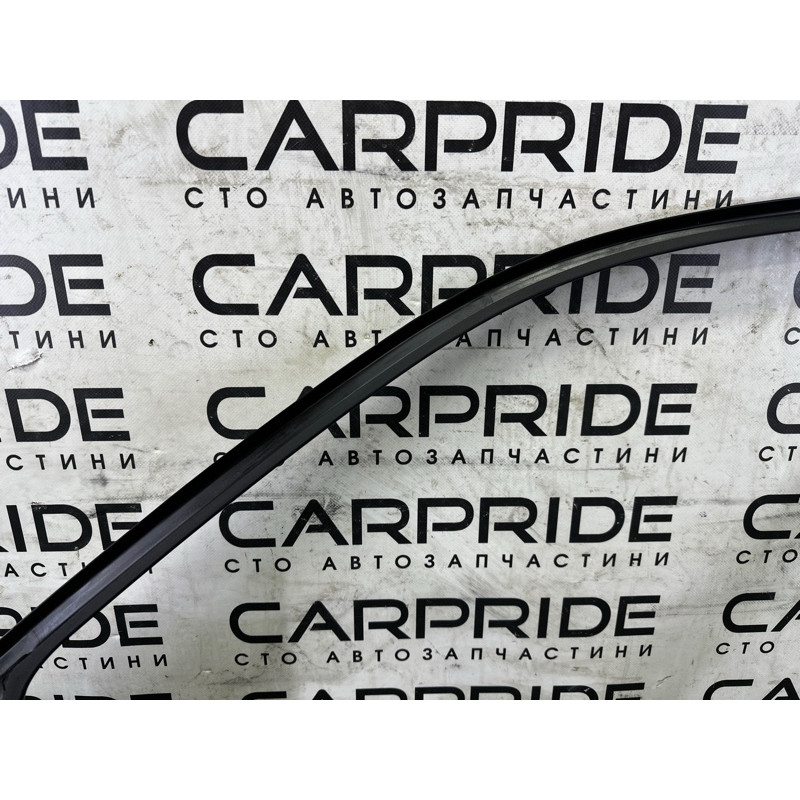 Молдинг стекла внутренний (наружные элементы кузова) BMW X5 F15 2015 4.4 51337395383