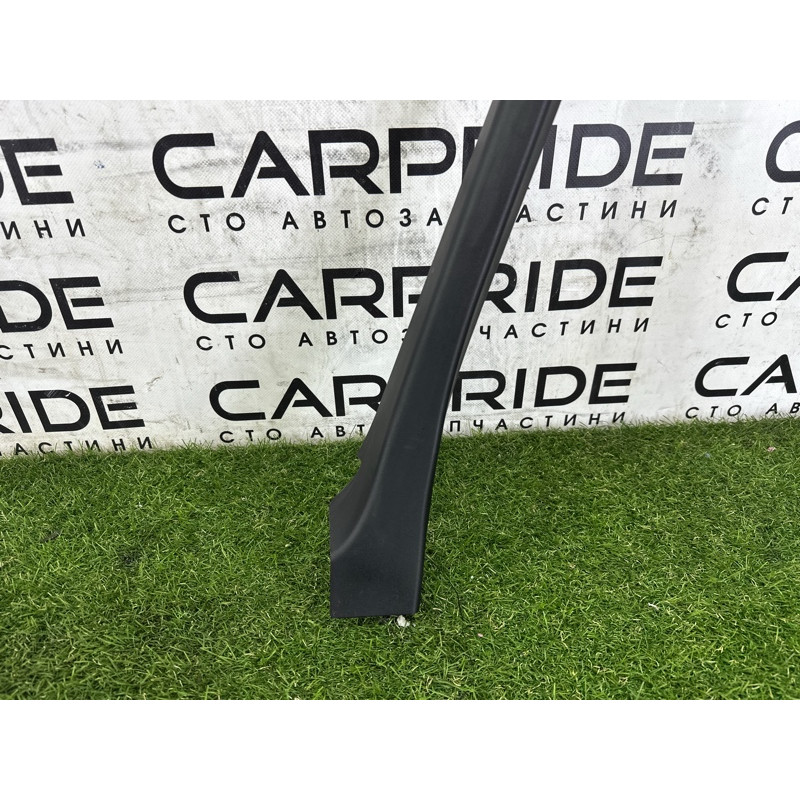 Молдинг стекла внутренний (наружные элементы кузова) BMW X5 F15 2015 4.4 51337395384