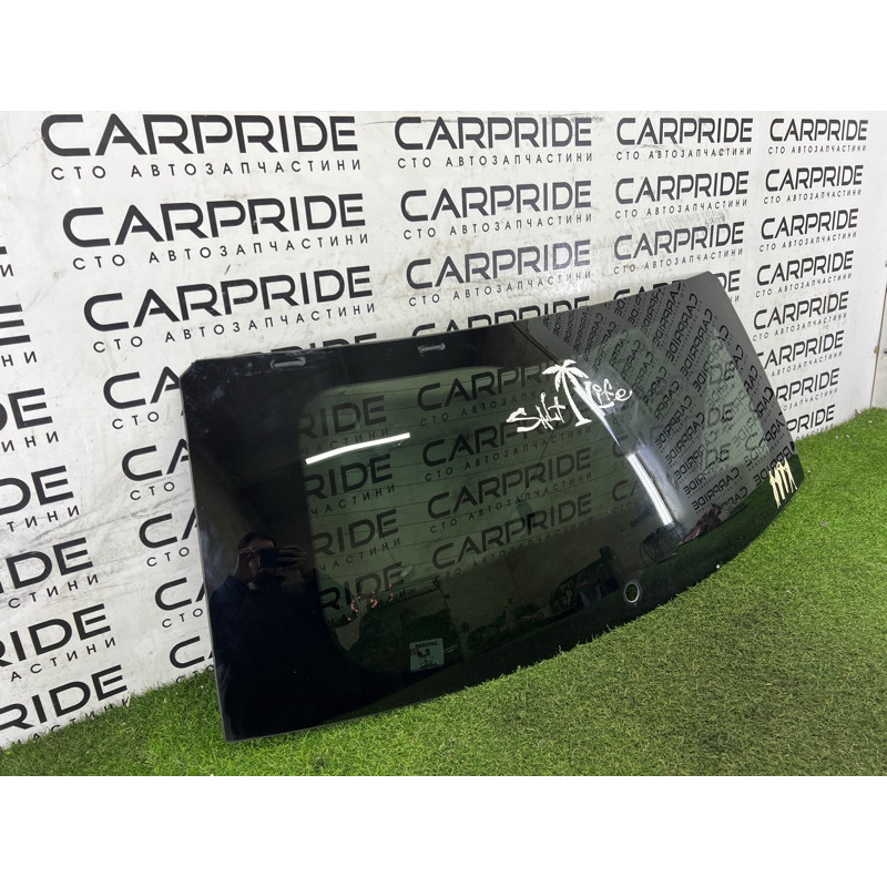 Скло кришки багажника (скло та дзеркала) Jeep Grand Cherokee WK2 2017 3.6 68211614AA