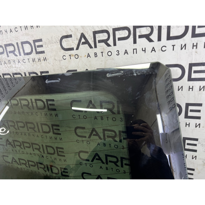 Скло кришки багажника (скло та дзеркала) Jeep Grand Cherokee WK2 2017 3.6 68211614AA