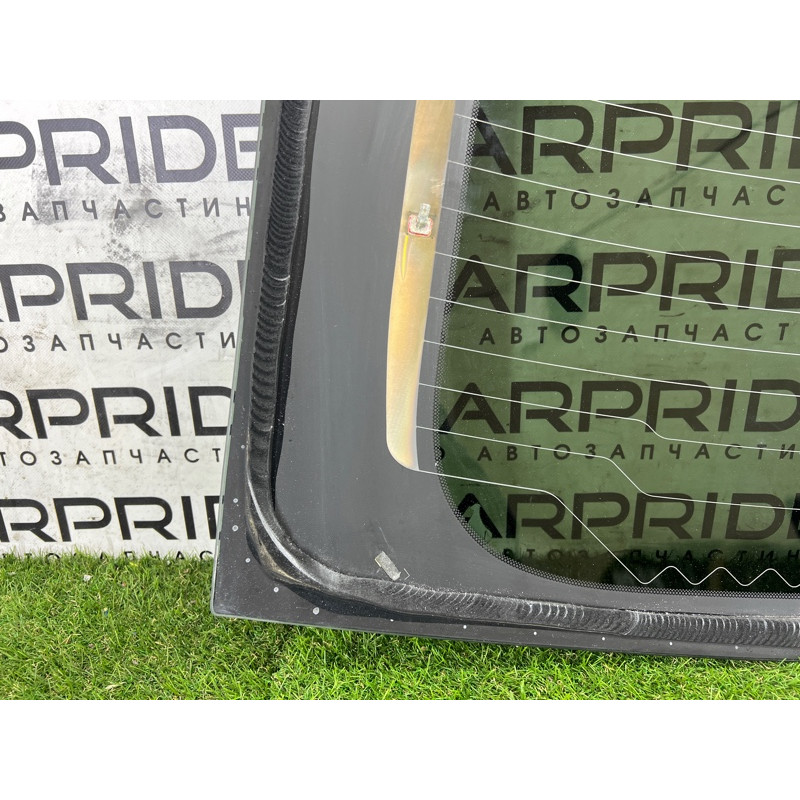 Скло кришки багажника (скло та дзеркала) Jeep Grand Cherokee WK2 2017 3.6 68211614AA