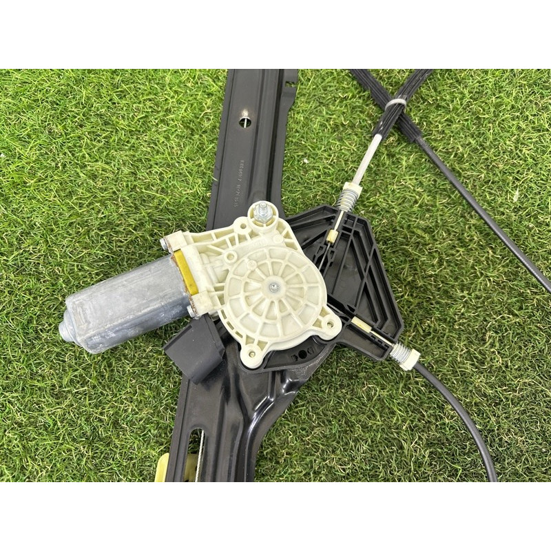 Механизм стеклоподъемника с мотором (кузов и элементы) BMW X5 F15 2015 4.4 51337286484