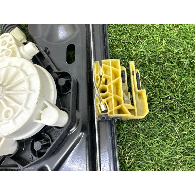 Механизм стеклоподъемника с мотором (кузов и элементы) BMW 7-series F01 2011 3.0 N54 51337182106