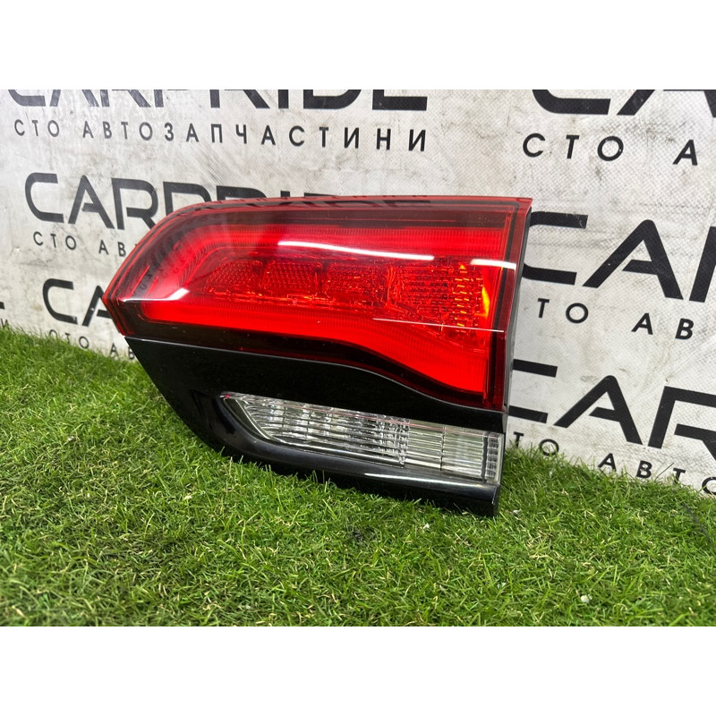 Задний фонарь (оптика) Jeep Grand Cherokee WK2 2018 3.6 68142944AF