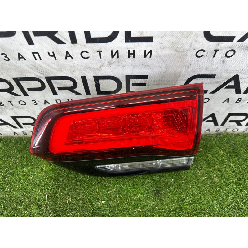 Задний фонарь (оптика) Jeep Grand Cherokee WK2 2018 3.6 68142944AF