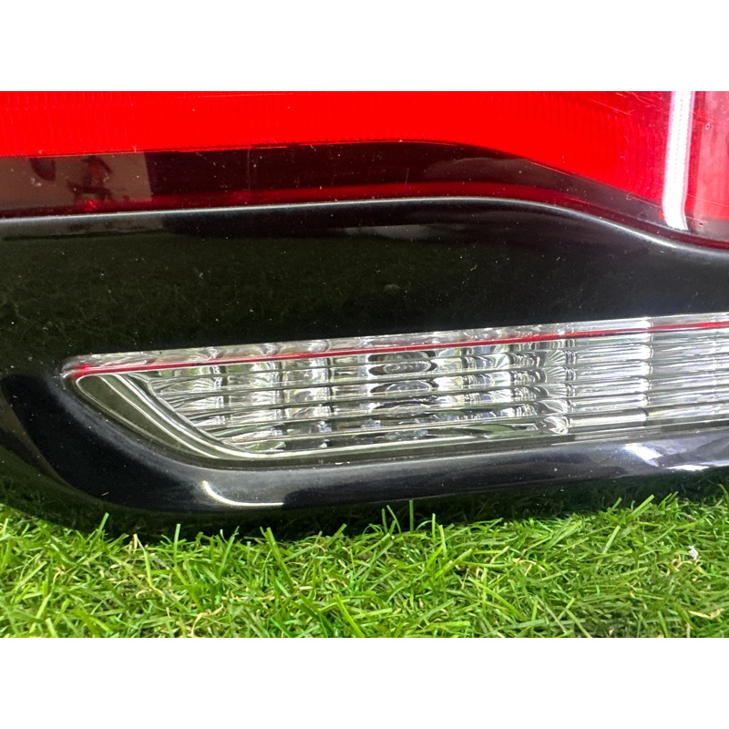 Задний фонарь (оптика) Jeep Grand Cherokee WK2 2018 3.6 68142944AF