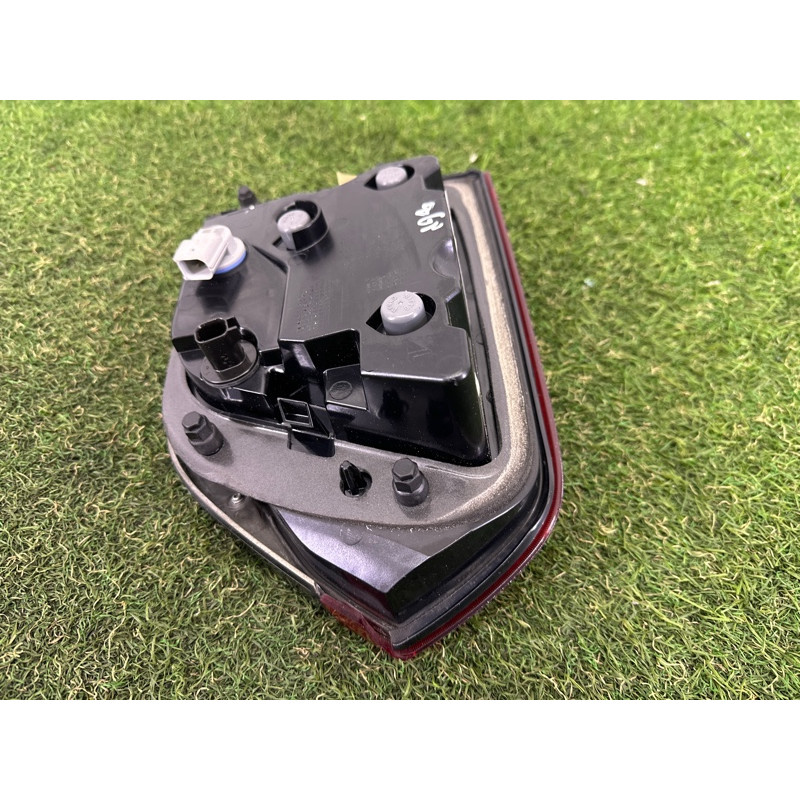 Задний фонарь (оптика) Jeep Grand Cherokee WK2 2018 3.6 68142944AF