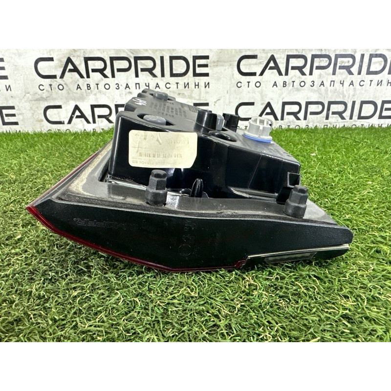 Задний фонарь (оптика) Jeep Grand Cherokee WK2 2018 3.6 68142944AF