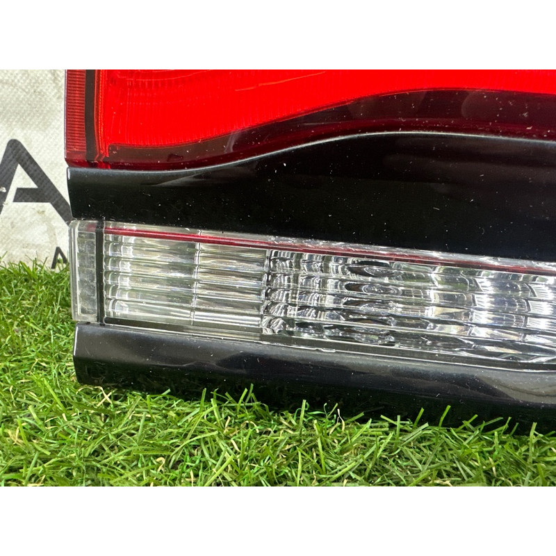 Задний фонарь (оптика) Jeep Grand Cherokee WK2 2018 3.6 68142945AF