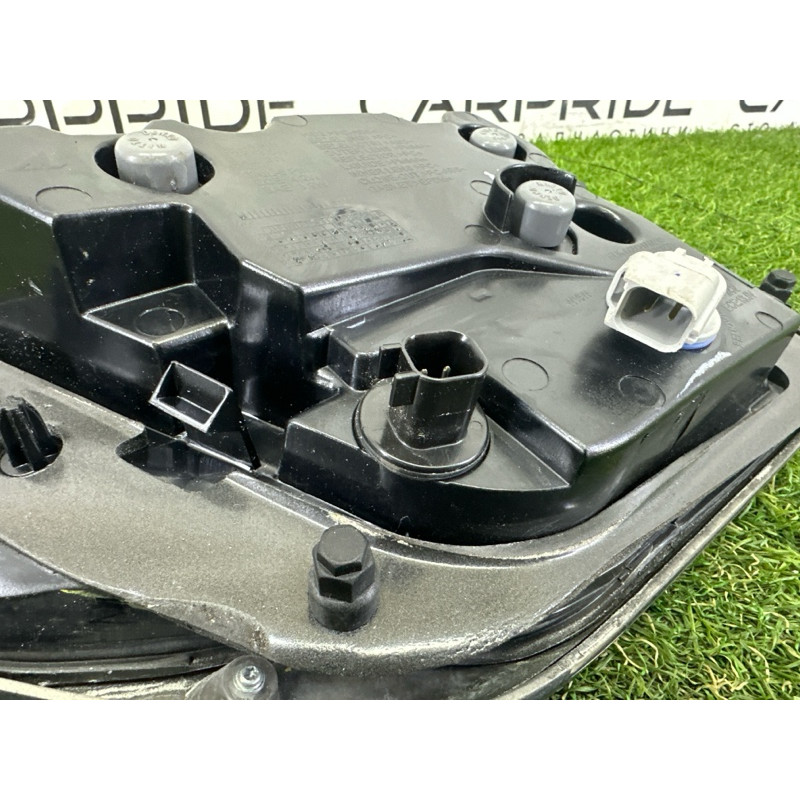 Задний фонарь (оптика) Jeep Grand Cherokee WK2 2018 3.6 68142945AF