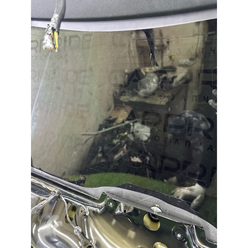 Стекло крышки багажника (стекла и зеркала) Jeep Grand Cherokee WK2 2018 3.6 68211614AA