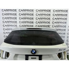 Стекло крышки багажника