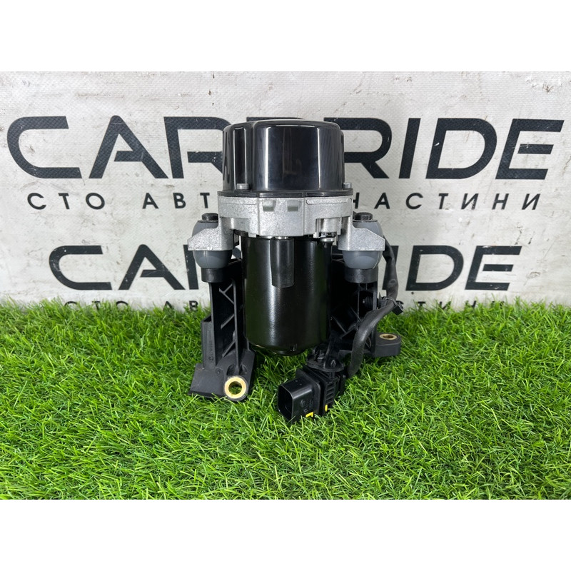 Вакуумный насос (тормозная система) Mercedes-Benz EQB 350 X243 2022 A0004303500