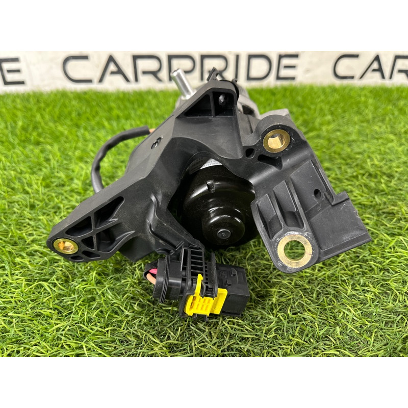 Вакуумный насос (тормозная система) Mercedes-Benz EQB 350 X243 2022 A0004303500