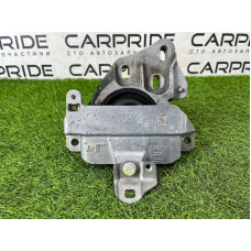 Подушка двигателя