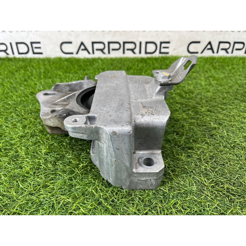 Подушка двигателя (двигатель и элементы) Mercedes-Benz EQB 350 X243 2022 A2432402500