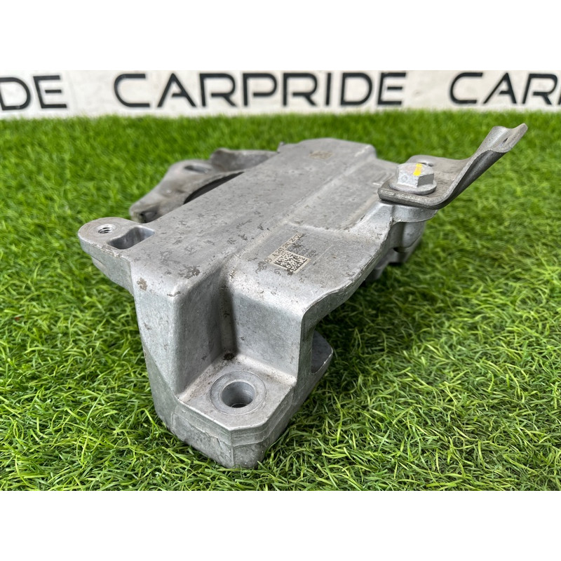 Подушка двигателя (двигатель и элементы) Mercedes-Benz EQB 350 X243 2022 A2432402500