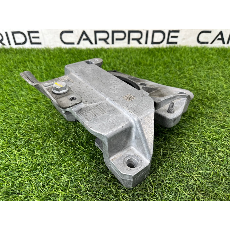 Подушка двигателя (двигатель и элементы) Mercedes-Benz EQB 350 X243 2022 A2432402500