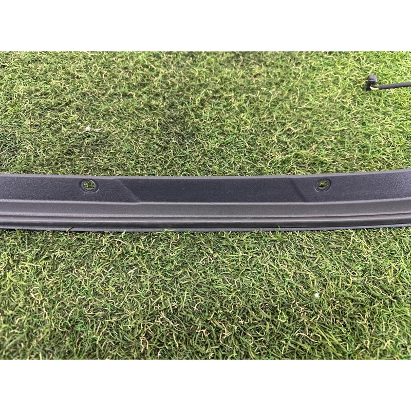 Датчик открытия багажника (электрика / датчики) Jeep Grand Cherokee WK2 2018 3.6 68165048AC