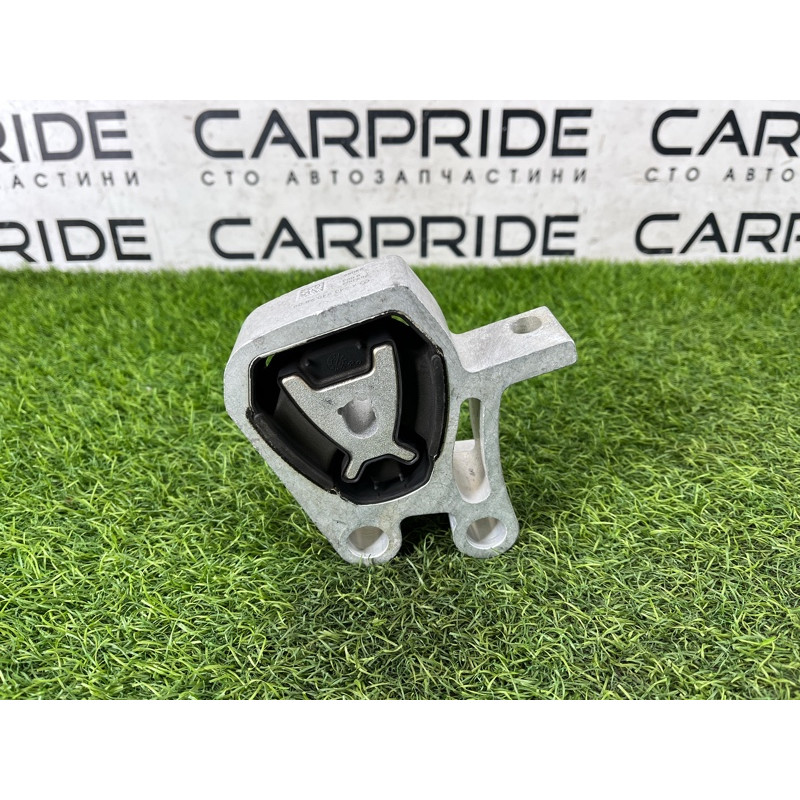 Подушка двигателя (двигатель и элементы) Mercedes-Benz EQB 350 X243 2022 A2432402800