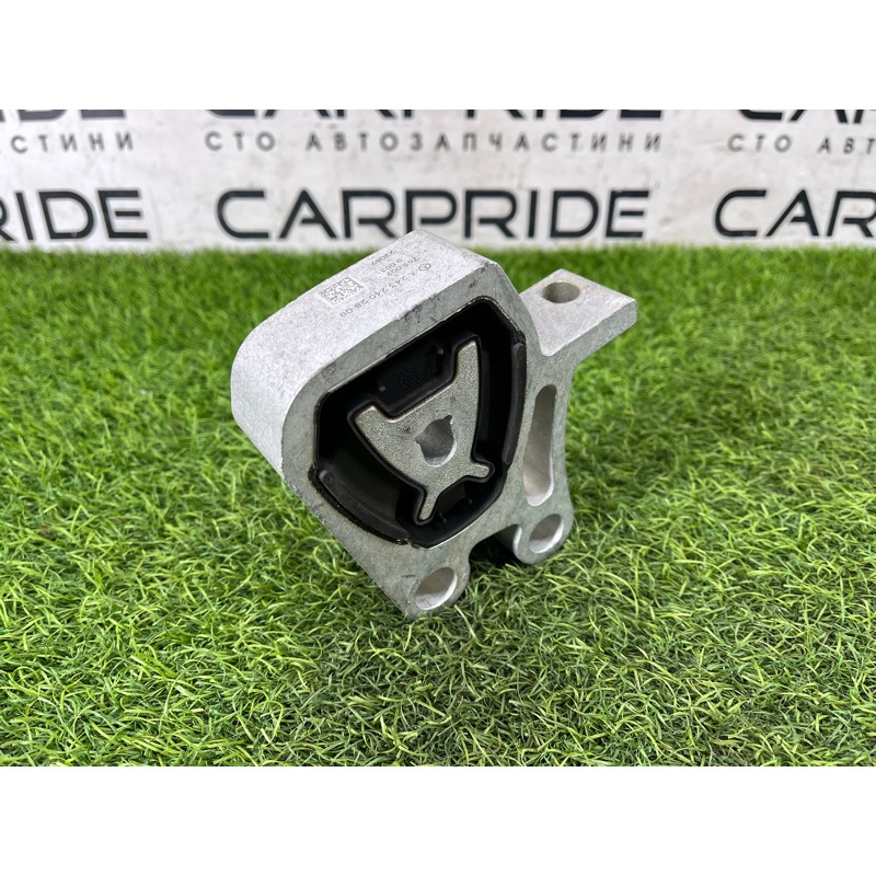 Подушка двигателя (двигатель и элементы) Mercedes-Benz EQB 350 X243 2022 A2432402800